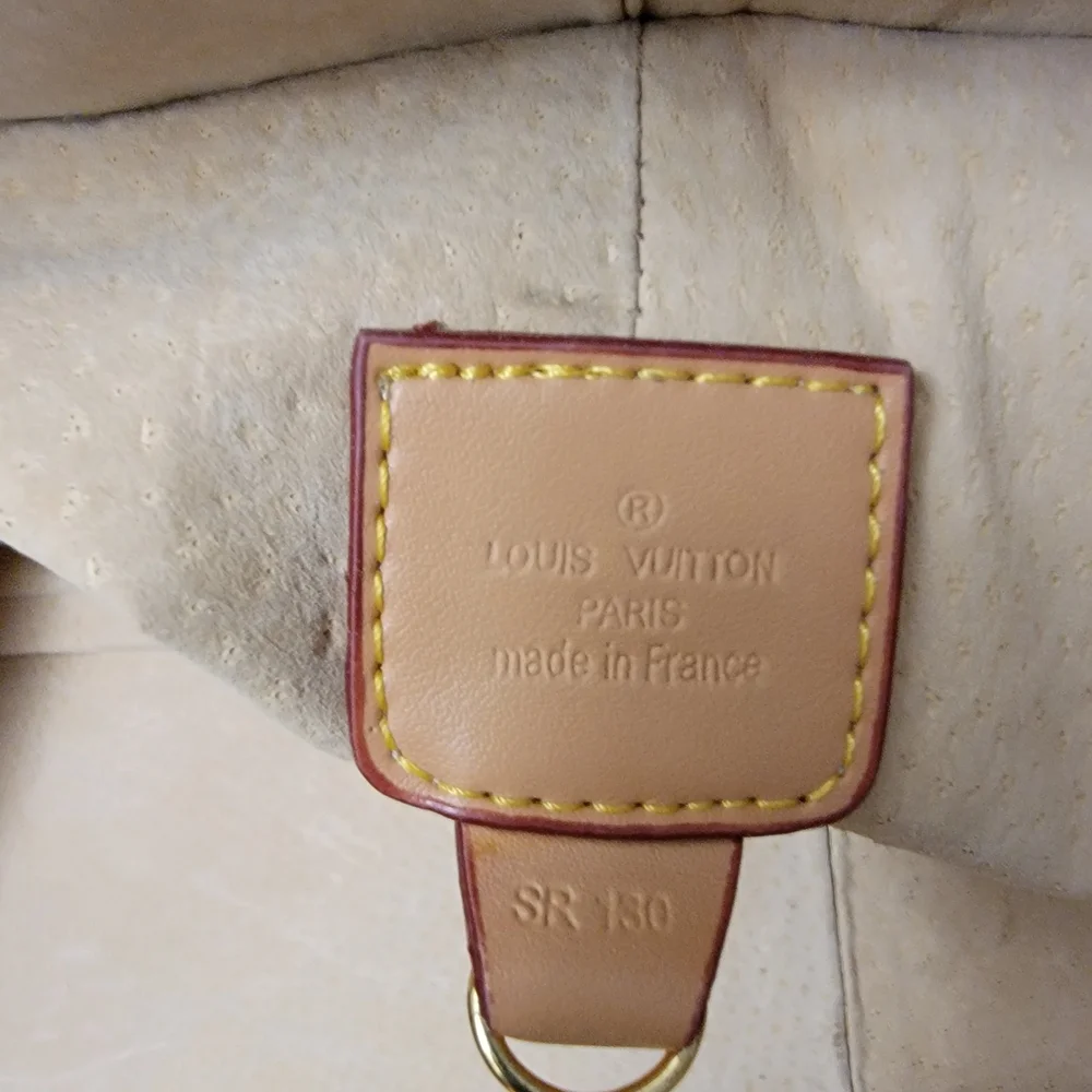 Louis Vuitton elegant louis
